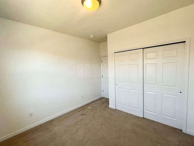 Building Photo - 10829 Tincup Creek Point