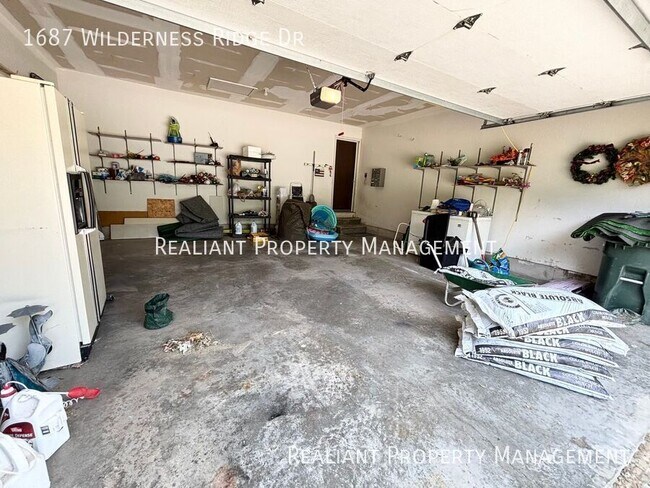 Building Photo - 1687 Wilderness Ridge Dr