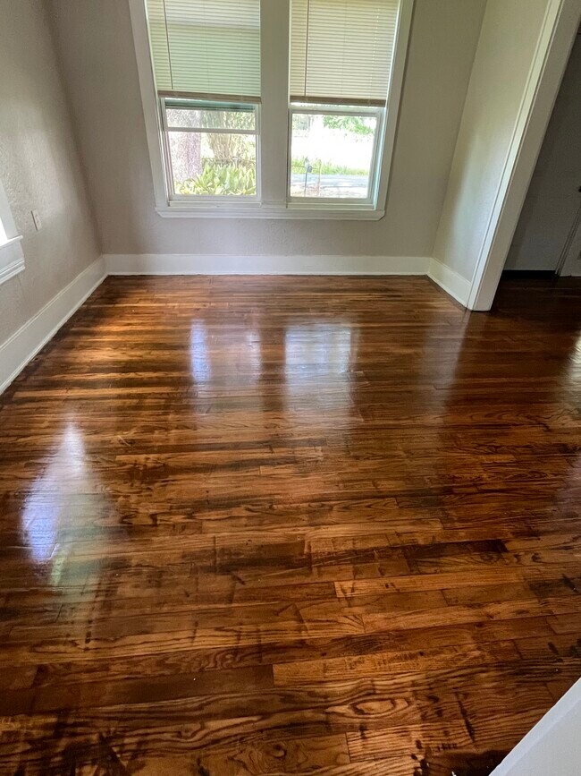 Dining Room - 2665 Larkspur Ave