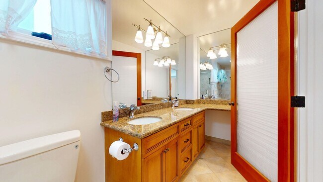 Building Photo - Beautiful 2.5 Bedroom Home Available In Al...