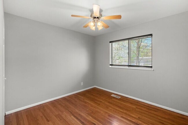 Building Photo - 1560 Estes Dr