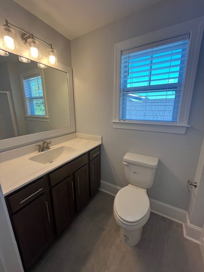 Building Photo - Experience Elegance and Privacy