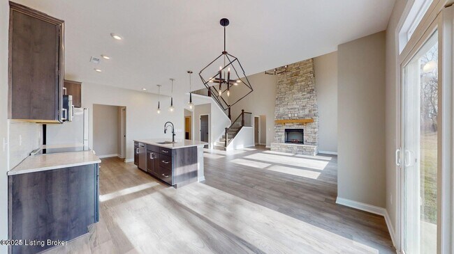 Building Photo - 212 Education Wy