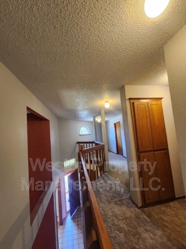 Building Photo - 3220 Duvall Dr