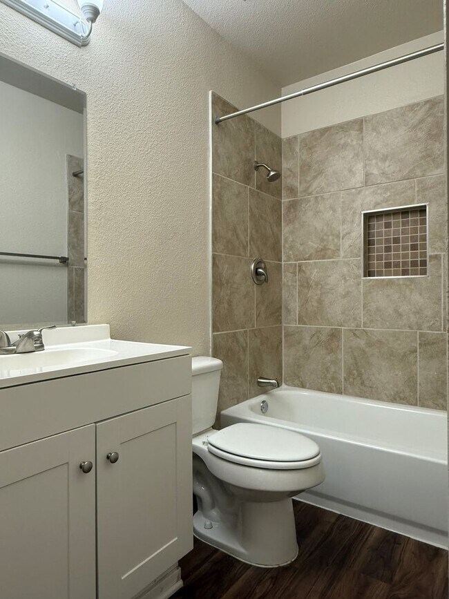 Building Photo - 45w26th