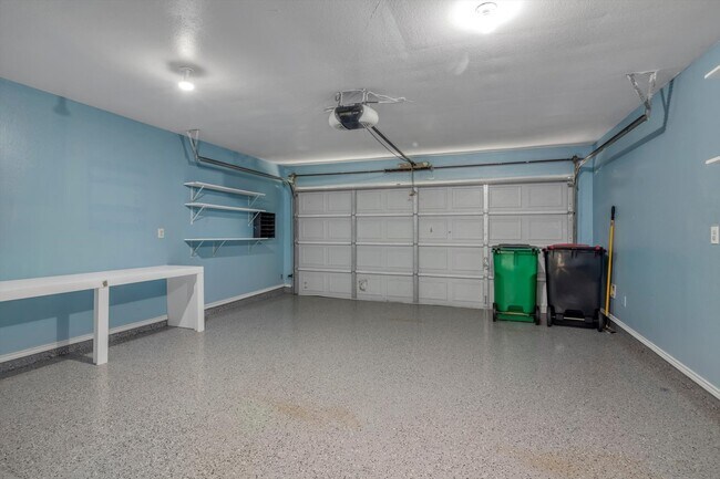 Building Photo - 18915 N Lyford Dr