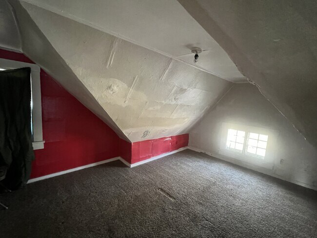 Building Photo - 1013 W Decatur St