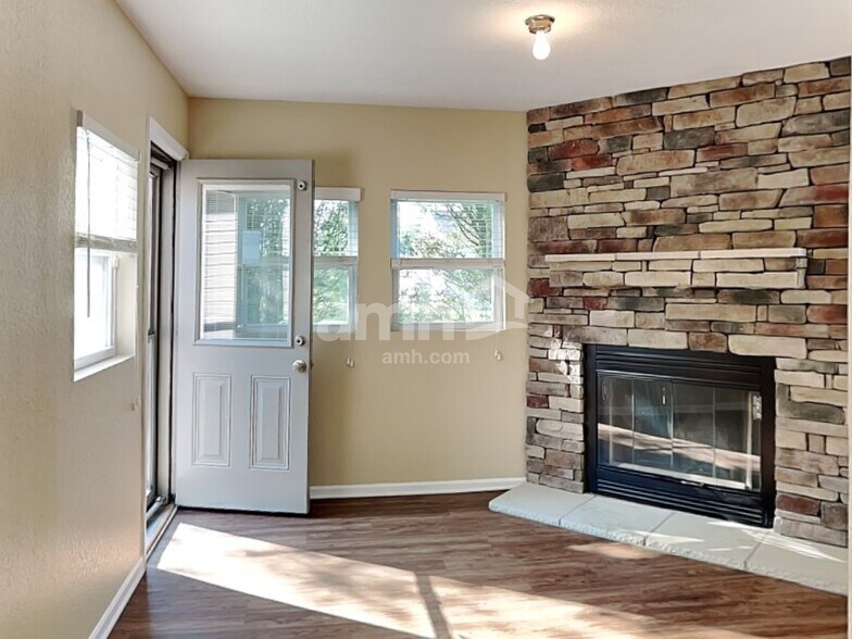 Building Photo - 7777 Haverhill Ln