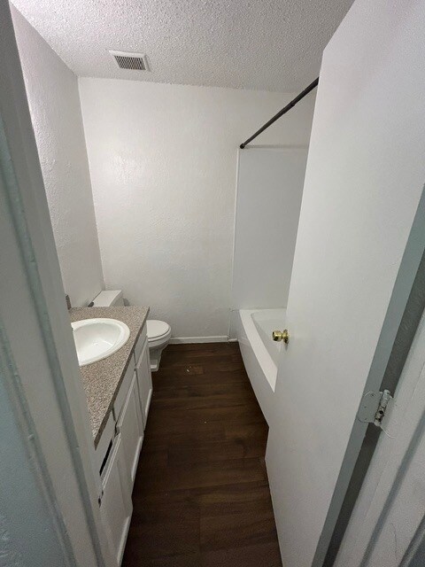 Building Photo - 118 Pine Meadow Dr