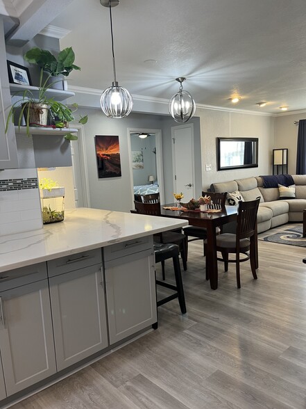 Building Photo - 1180 S Depew St