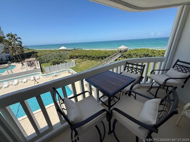 Building Photo - 9960 S Ocean Dr