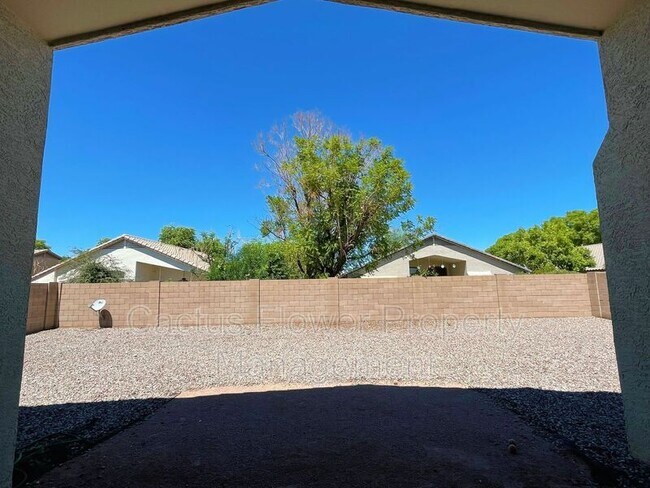 Building Photo - 2392 E Morelos St