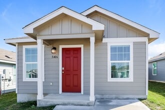 Building Photo - 5406 Verdugos Pl