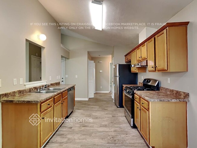 Building Photo - 2715 Burnstone Run