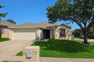 Building Photo - 4937 Spur Ridge Ct