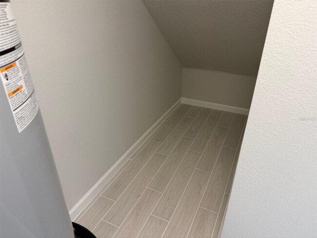 Building Photo - 611 Pothos St