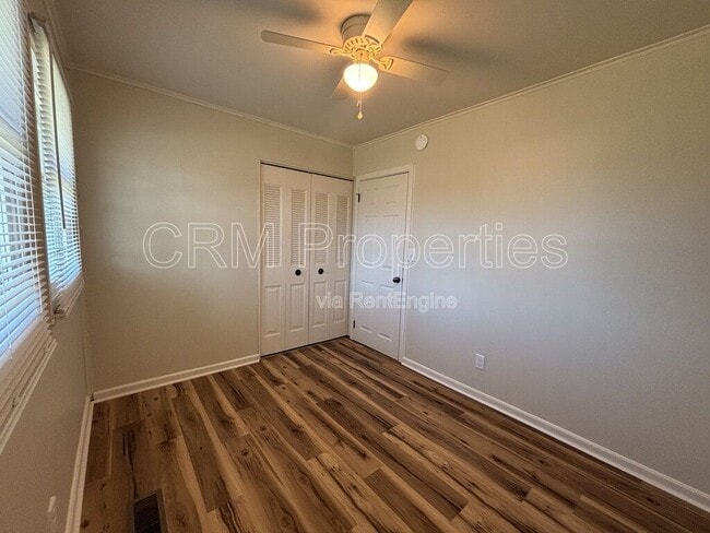 Building Photo - 5108 Algonquin Trail