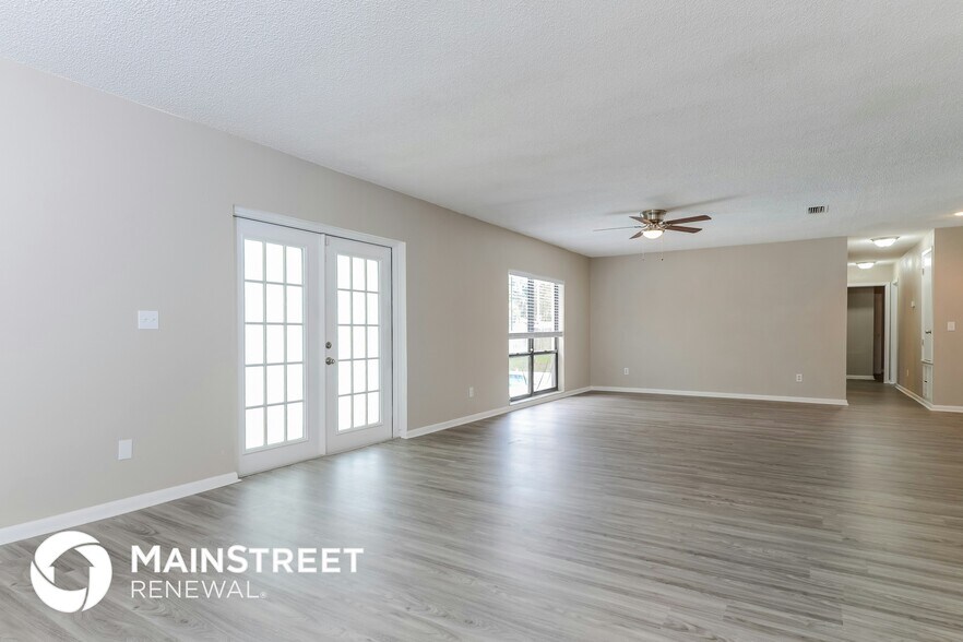 Building Photo - 528 Wynnwood Dr