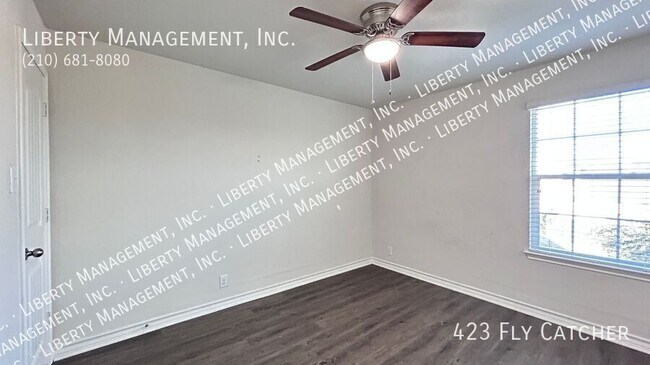 Building Photo - 423 Fly Catcher