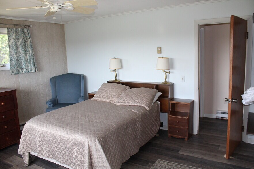 Building Photo - 652 Jerry Brown Farm Rd