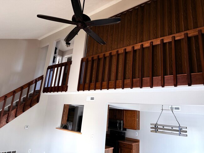 Building Photo - 1492 Sanzon Dr