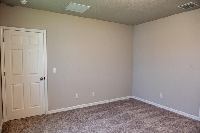 Building Photo - 3091 Bella Vista Dr