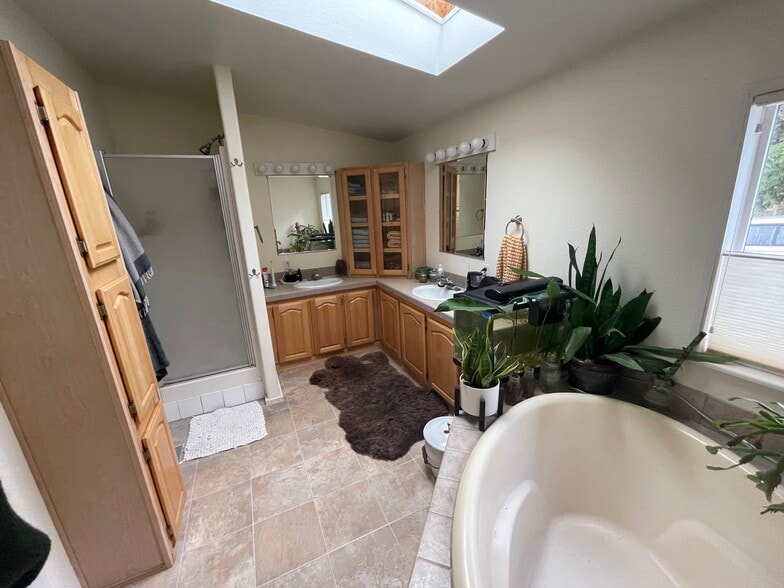 Master Bathroom - 126 Charlie Ln