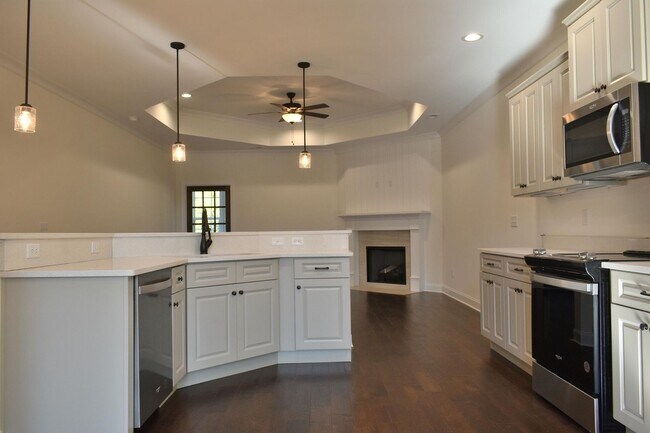Building Photo - Townhouse for Rent in Hixson