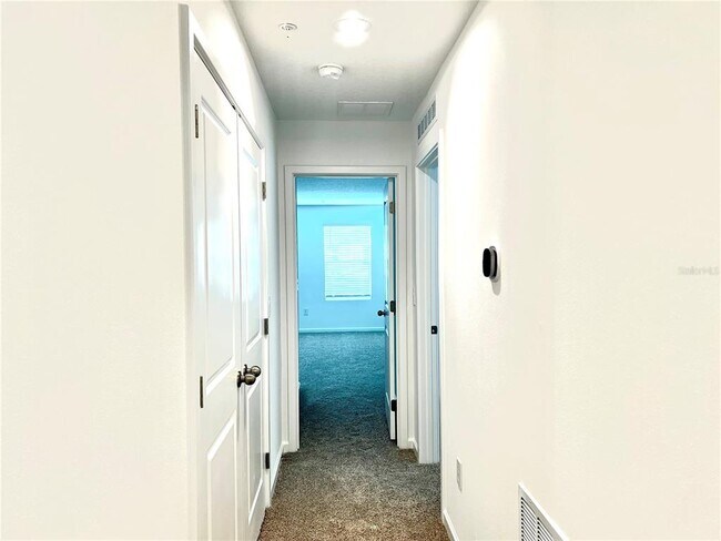 Building Photo - 2792 Camellia Flower St