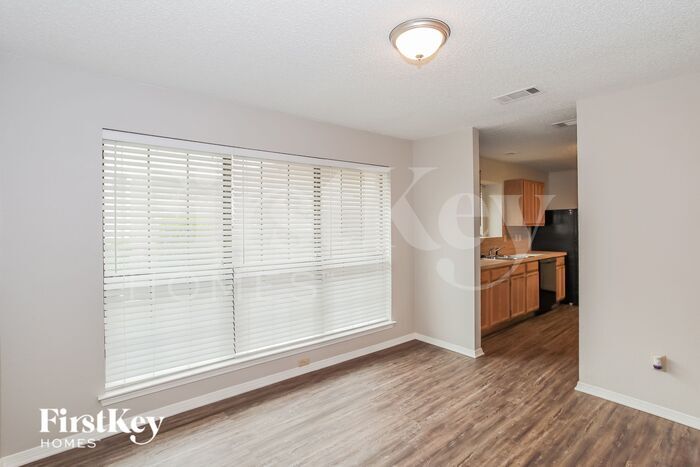 Building Photo - 2106 Stein Way