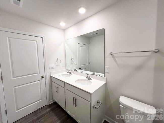 Building Photo - 5915 Faron Wy