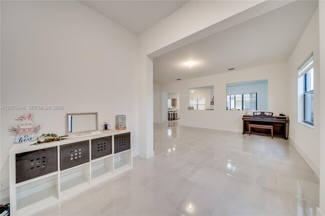 Building Photo - 4416 SW 174th Ave
