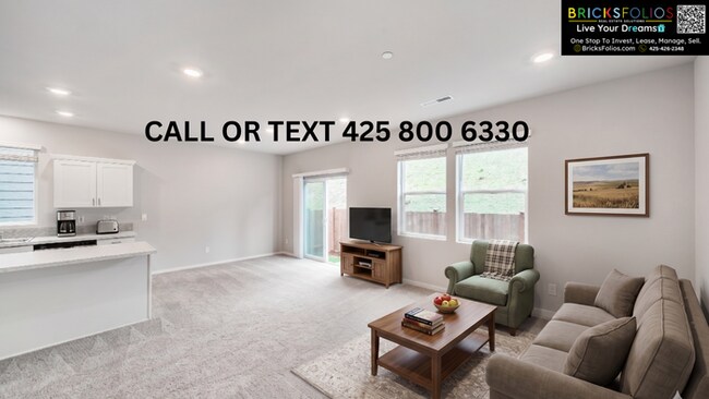 Building Photo - Comfortable Modern Living Near JBLM & Bangor Base!