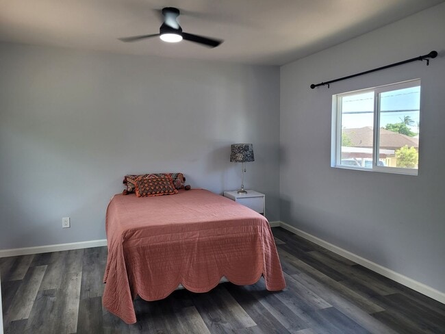 Building Photo - Ohana in Wailuku-Available Now!