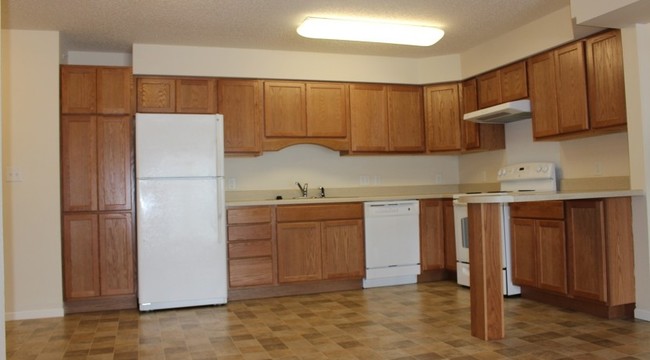 Interior Photo - Forest Oak Apartments