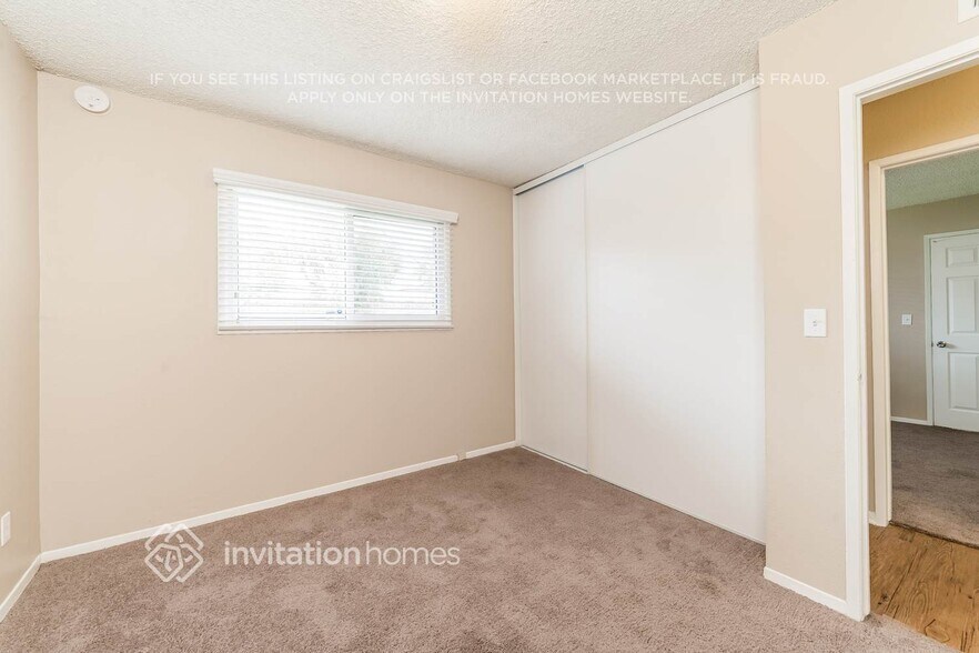 Building Photo - 10326 Pendleton St