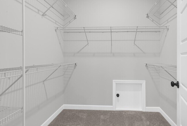 Building Photo - 408 Ireland Way