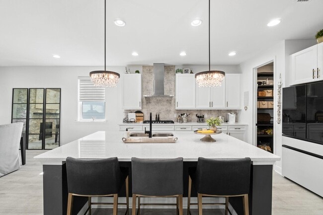 Building Photo - 8411 Coral Reef Wy