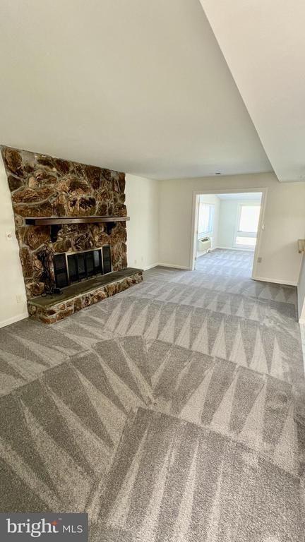 Building Photo - 10748 Wayridge Dr