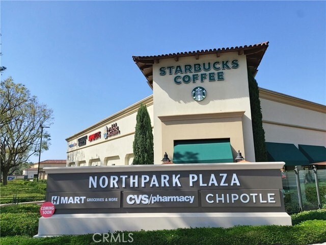 Building Photo - 27 Bluecoat