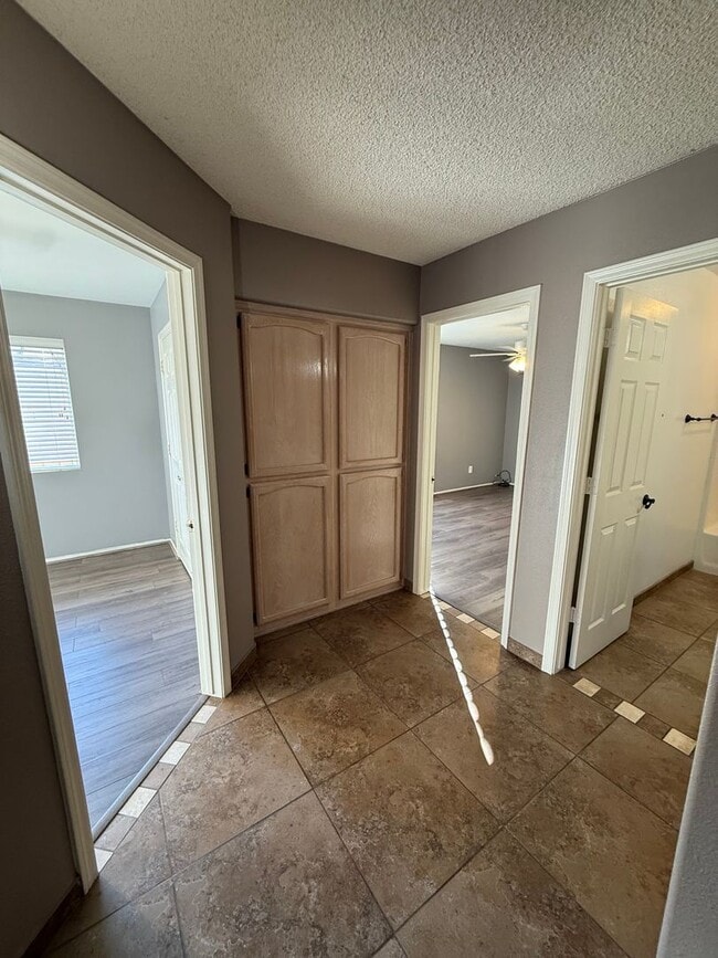 Building Photo - 4 Bedroom Pool Home in Rancho Sereno for Rent!