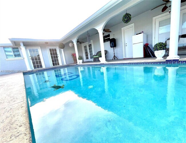 Building Photo - 7150 Coolidge St