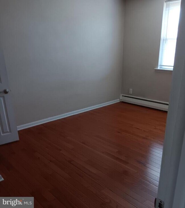 Building Photo - 153 BURMONT Rd