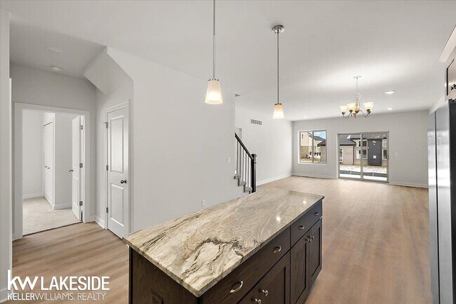 Building Photo - 34450 Maple Ln Dr