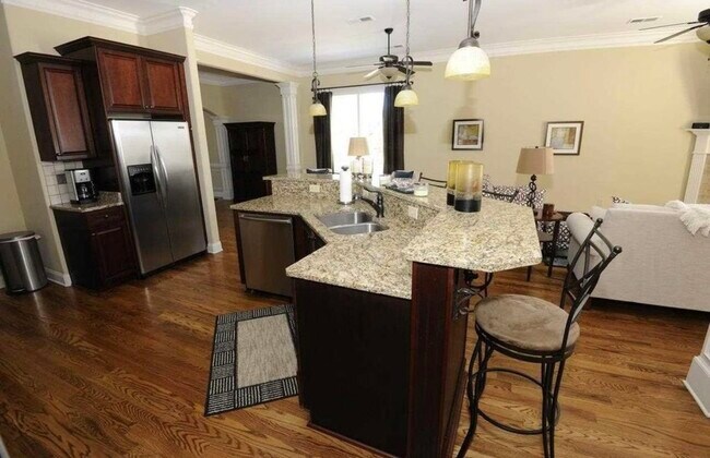 Building Photo - 3491 E Taplow Way