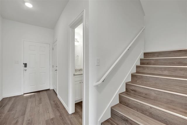 Building Photo - 1606 Ash Crescent St