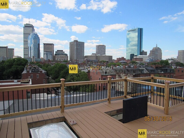 Building Photo - 678 Tremont St