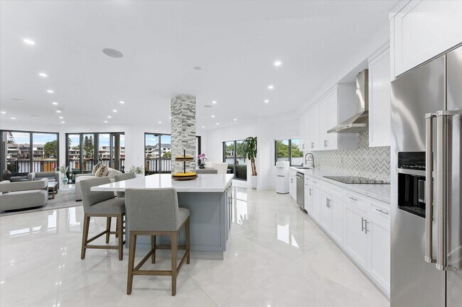 Building Photo - 800 Andrews Ave