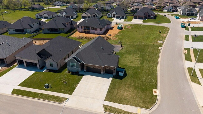 Building Photo - 5480 E Cavalcade Ln