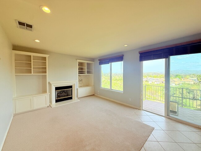 Building Photo - Spacious 4-bedroom, 3-bathroom home in Newbury Park near Thousand Oaks